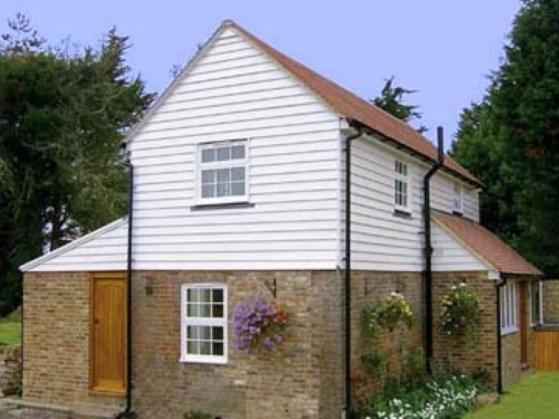 Bed and Breakfast The Barn At Woodview Hildenborough Экстерьер фото